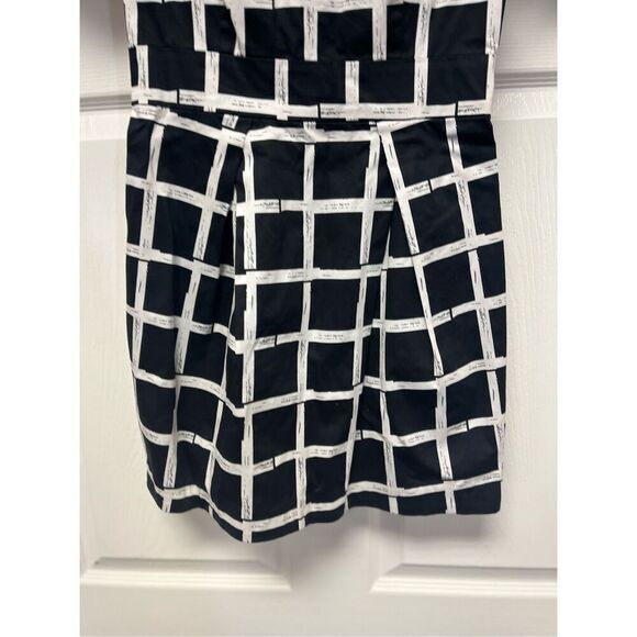 French Connection Black & White Windowpane Back Zip Mini Dress with Pockets Sz 0 - Picture 3 of 7